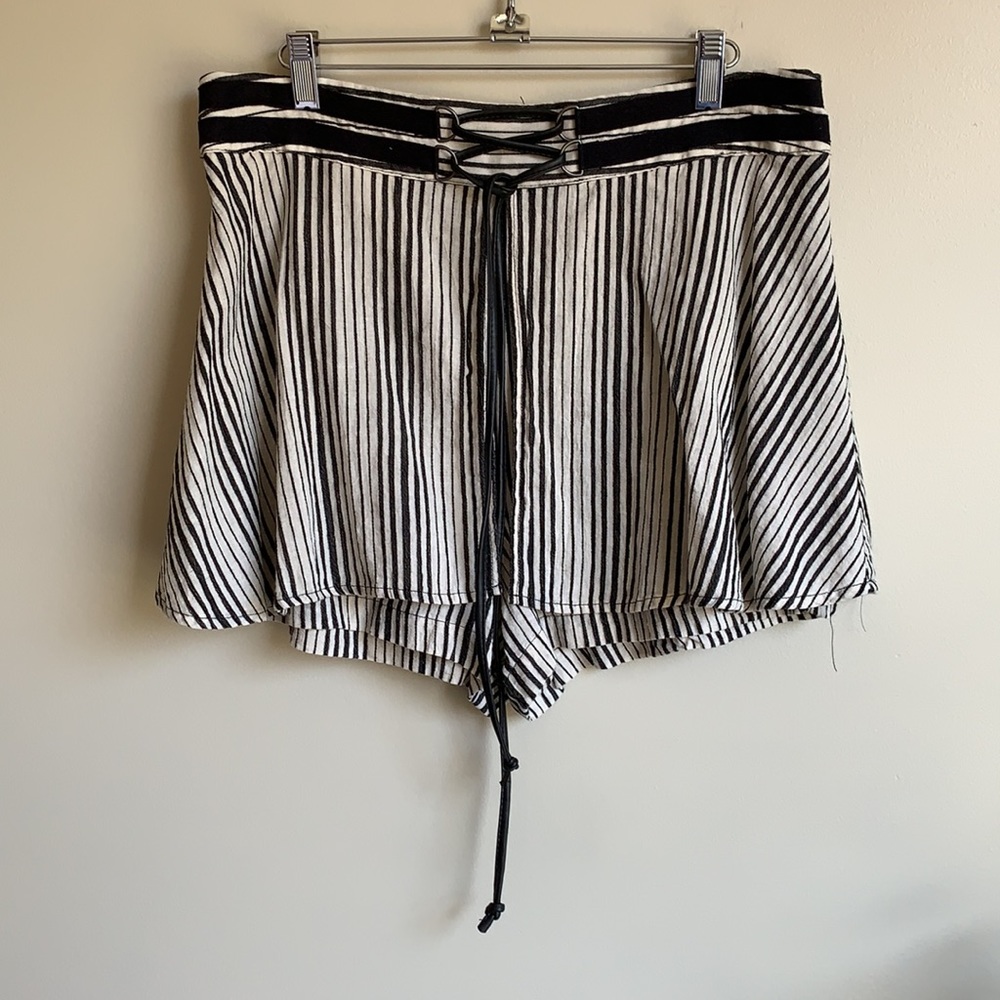 Free people skort size 12